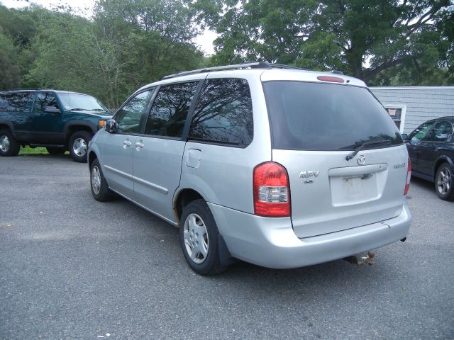 2001 Mazda MPV LW2