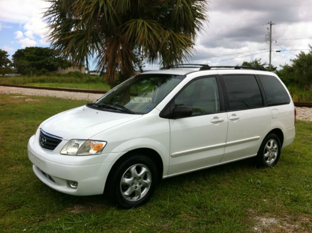 2001 Mazda MPV LW2