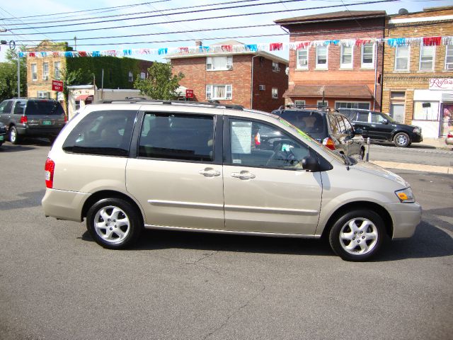 2001 Mazda MPV LW2