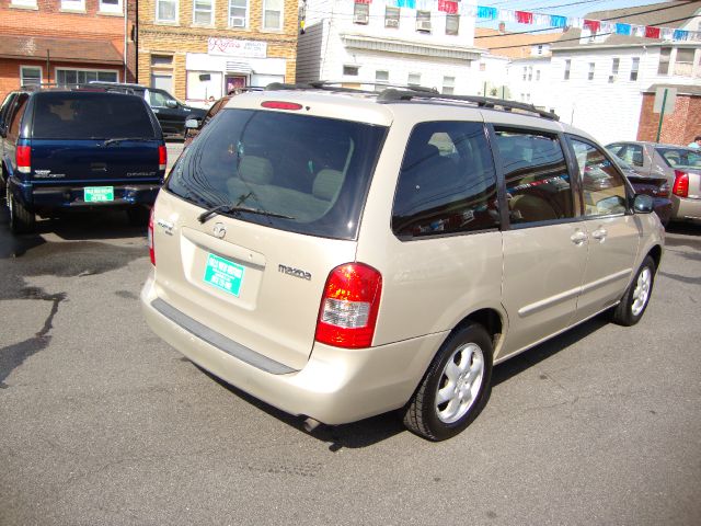 2001 Mazda MPV LW2