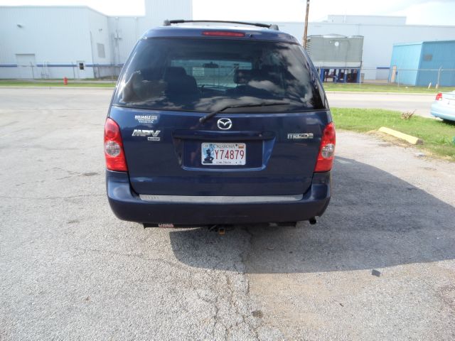 2002 Mazda MPV LW2