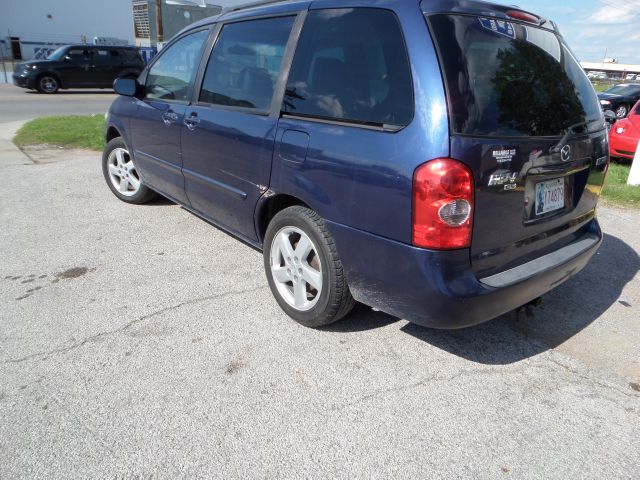 2002 Mazda MPV LW2