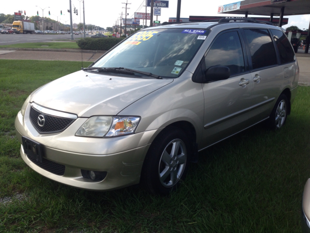 2002 Mazda MPV LW2