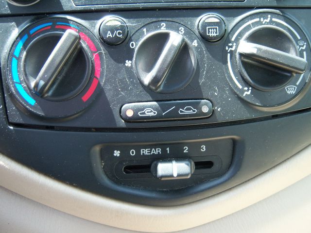 2003 Mazda MPV Eddie Bauer4x4