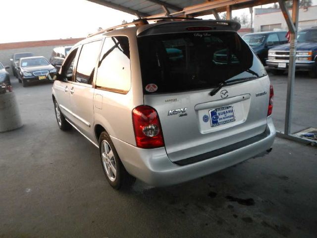 2003 Mazda MPV LW2