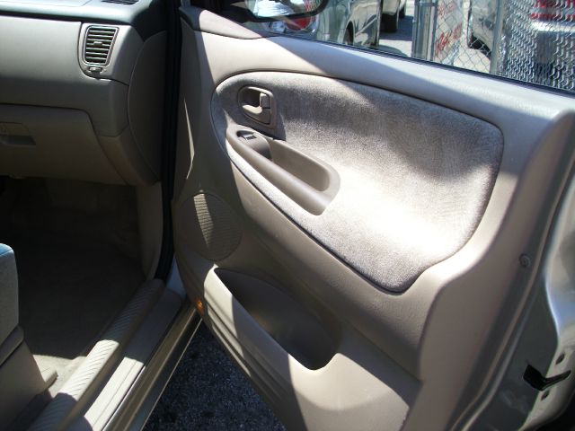 2003 Mazda MPV Unknown