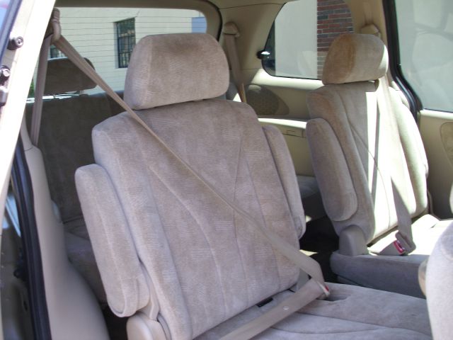 2003 Mazda MPV Unknown