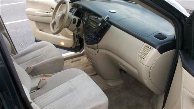 2004 Mazda MPV Unknown