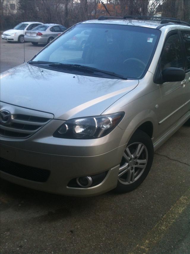2004 Mazda MPV Unknown