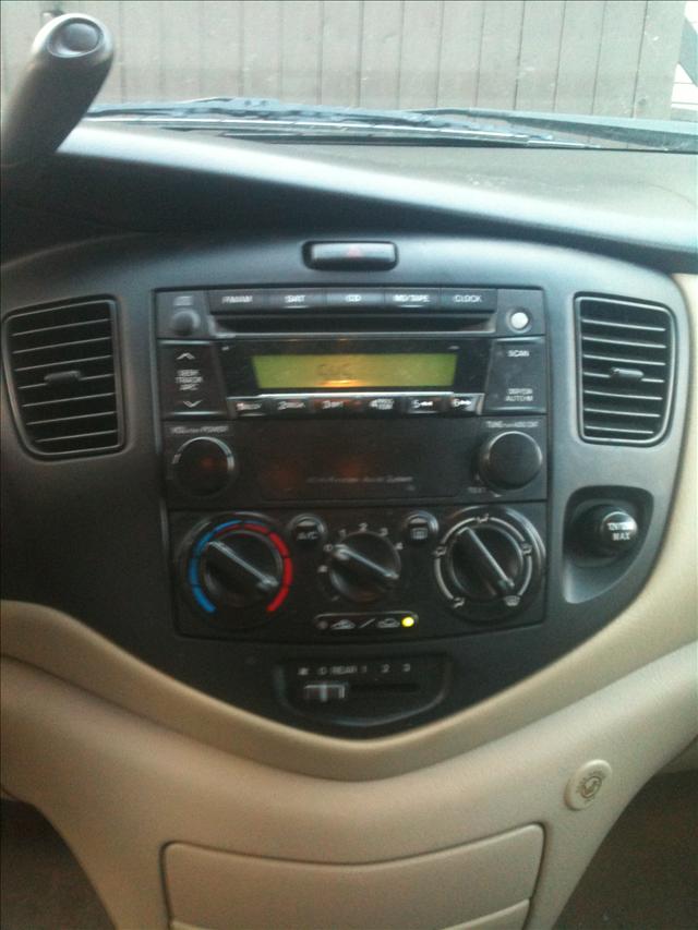 2004 Mazda MPV Unknown