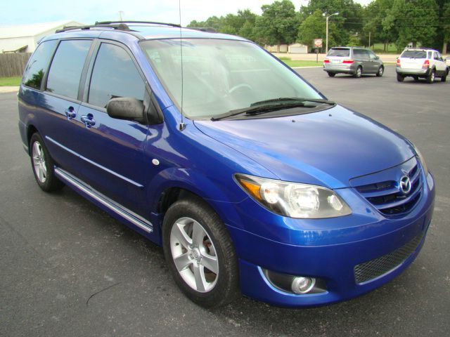 2004 Mazda MPV LW2
