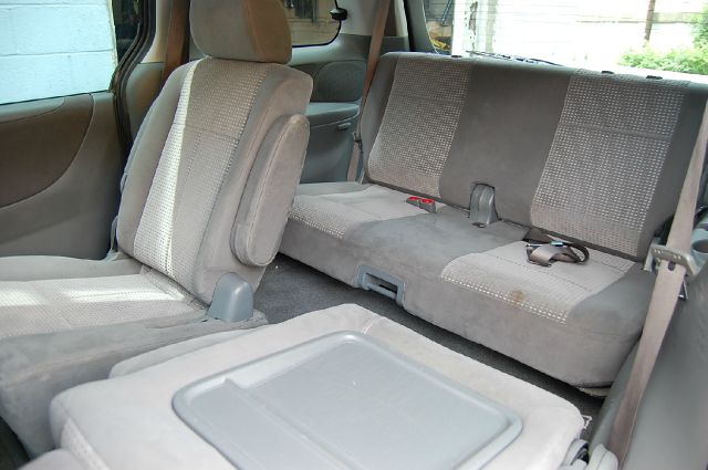 2005 Mazda MPV Elk Conversion Van