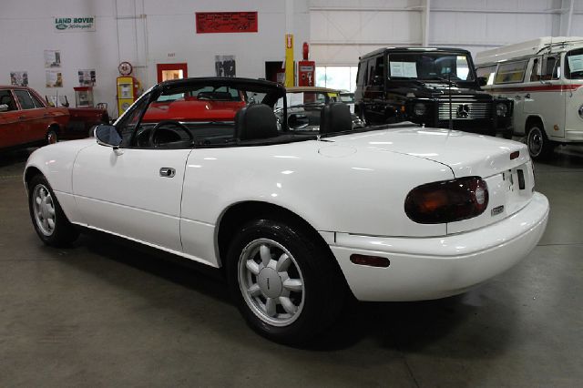 1990 Mazda MX-5 Miata Base