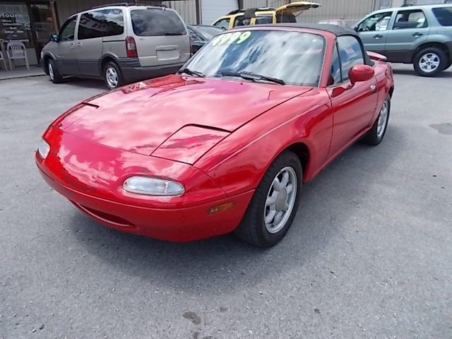 1990 Mazda MX-5 Miata Marlin