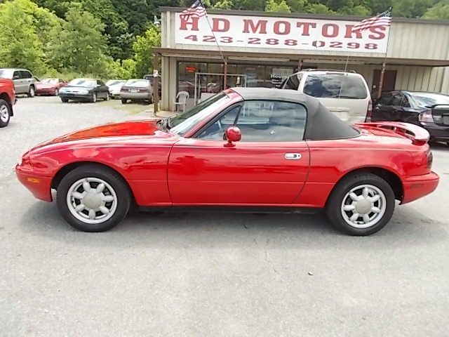 1990 Mazda MX-5 Miata Marlin