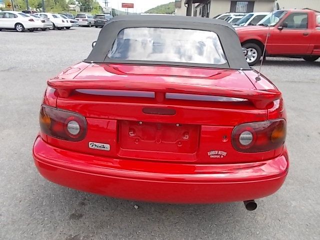 1990 Mazda MX-5 Miata Marlin