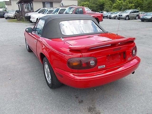 1990 Mazda MX-5 Miata Marlin