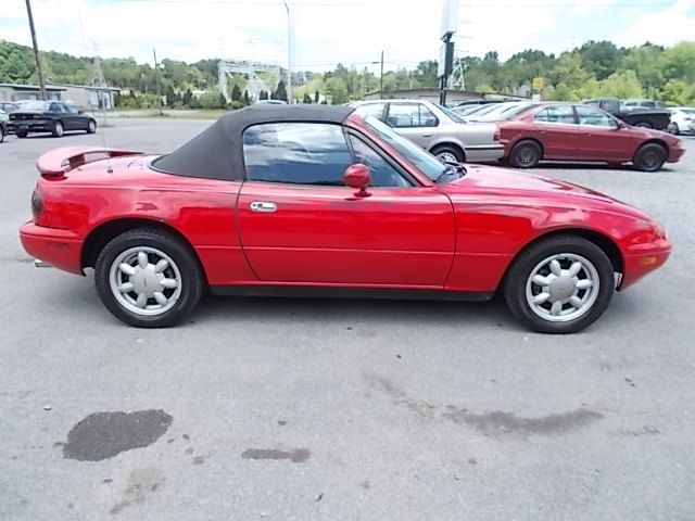 1990 Mazda MX-5 Miata Marlin