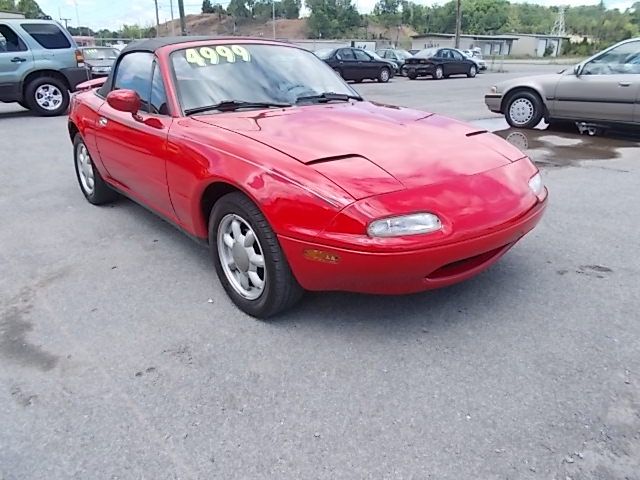 1990 Mazda MX-5 Miata Marlin