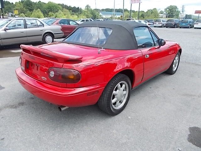 1990 Mazda MX-5 Miata Marlin