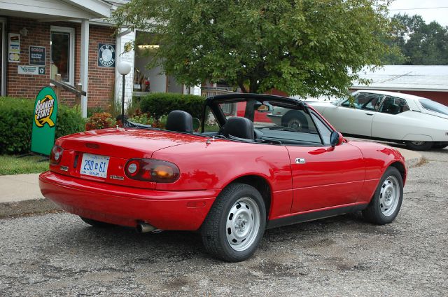1992 Mazda MX-5 Miata Base