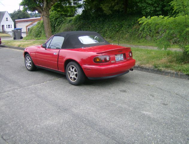 1995 Mazda MX-5 Miata Base XE GLE GXE