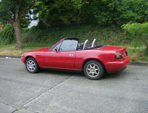 1995 Mazda MX-5 Miata Base XE GLE GXE