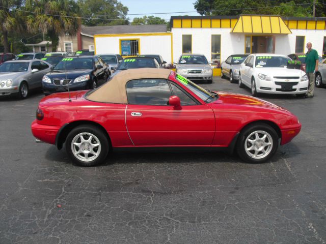 1997 Mazda MX-5 Miata Base XE GLE GXE