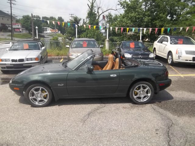 1997 Mazda MX-5 Miata Base XE GLE GXE