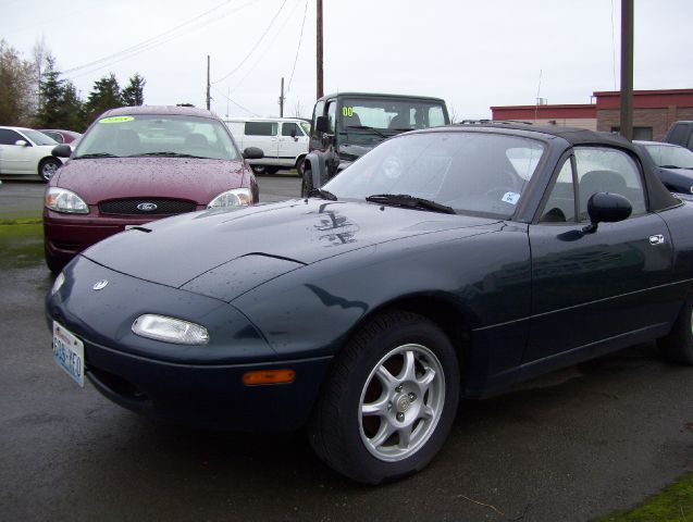 1997 Mazda MX-5 Miata Base XE GLE GXE