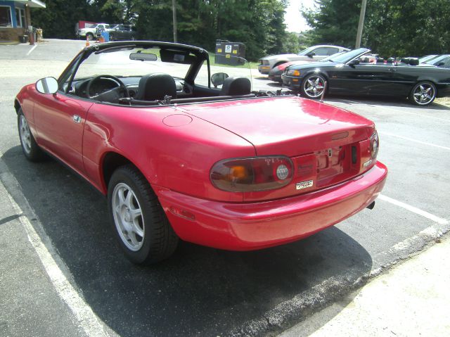 1997 Mazda MX-5 Miata Base XE GLE GXE