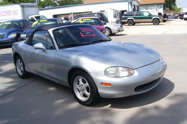 1999 Mazda MX-5 Miata Base