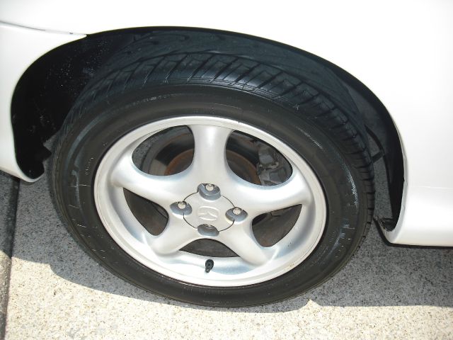 1999 Mazda MX-5 Miata Base