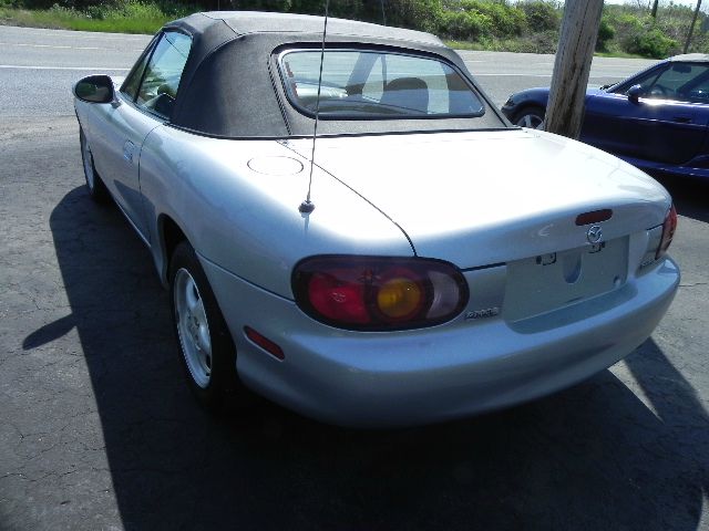 1999 Mazda MX-5 Miata Base