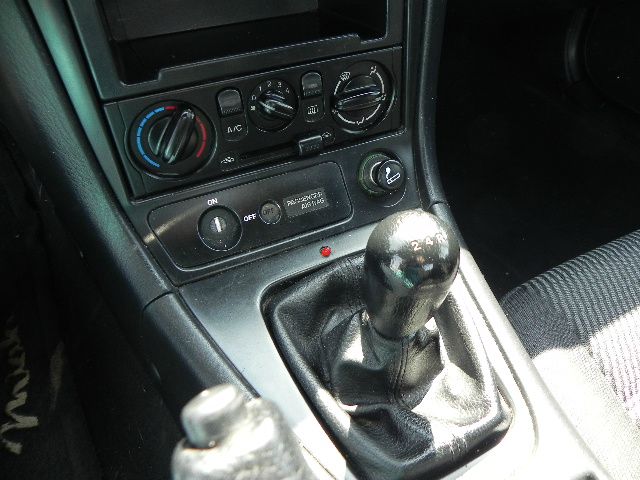 1999 Mazda MX-5 Miata Base