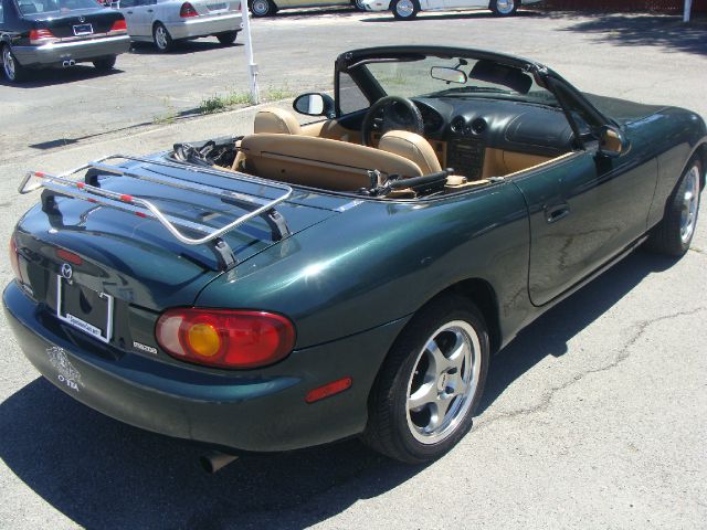 1999 Mazda MX-5 Miata Base