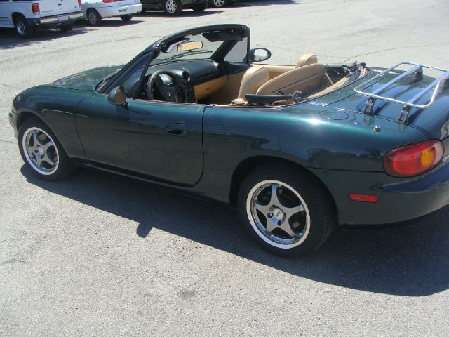 1999 Mazda MX-5 Miata Base