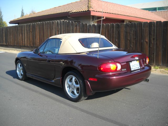 2000 Mazda MX-5 Miata Lx--5 Speed/stick-must SEE