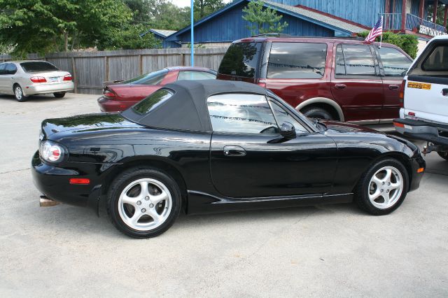 2001 Mazda MX-5 Miata Base