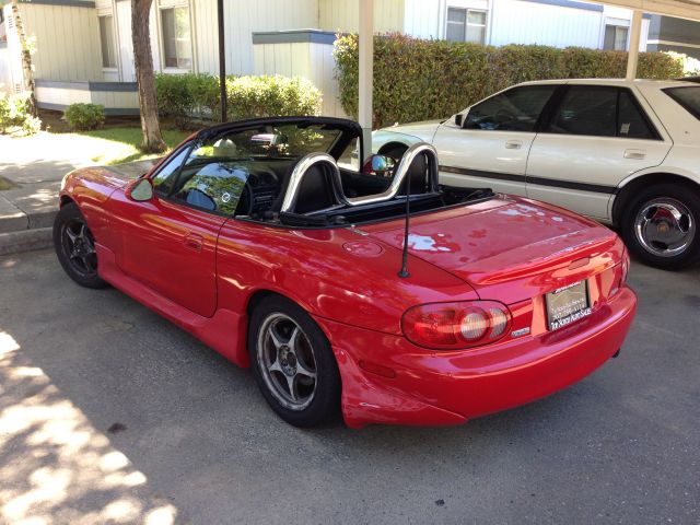 2001 Mazda MX-5 Miata X