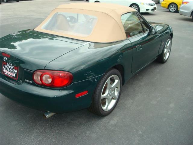 2001 Mazda MX-5 Miata 2.0T Convertible