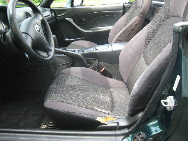 2001 Mazda MX-5 Miata Unknown