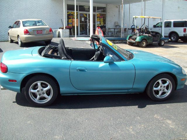 2002 Mazda MX-5 Miata SE