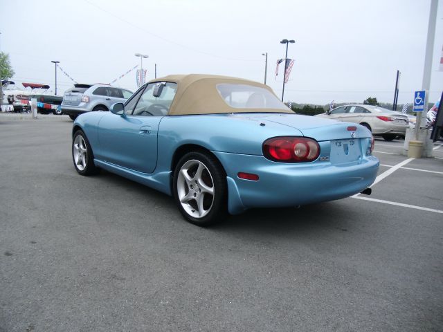 2002 Mazda MX-5 Miata Base