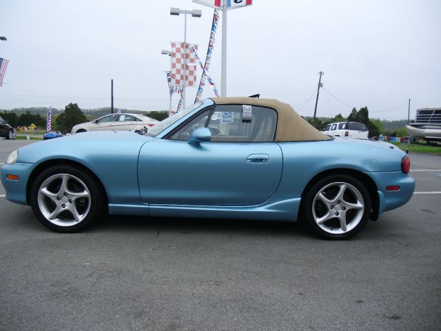 2002 Mazda MX-5 Miata Base