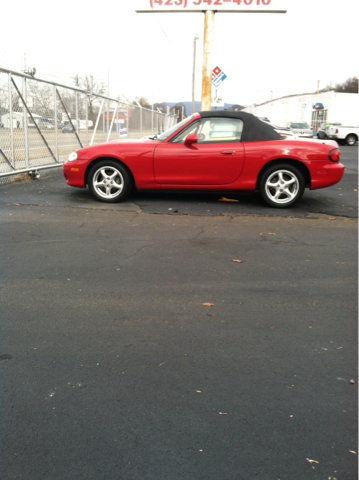 2002 Mazda MX-5 Miata Base