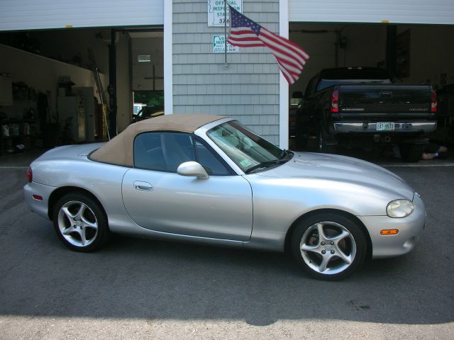 2002 Mazda MX-5 Miata SE