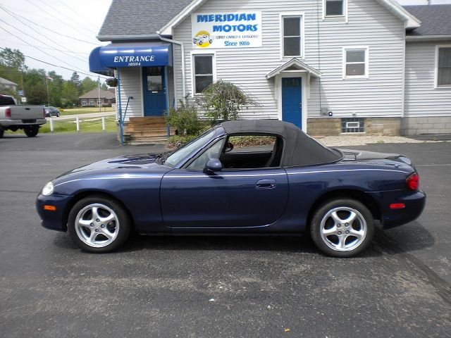 2002 Mazda MX-5 Miata SE