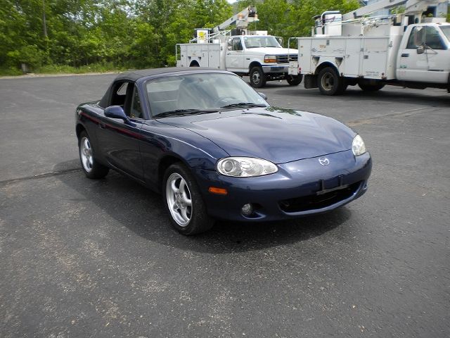 2002 Mazda MX-5 Miata SE