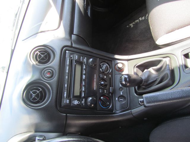 2002 Mazda MX-5 Miata Base